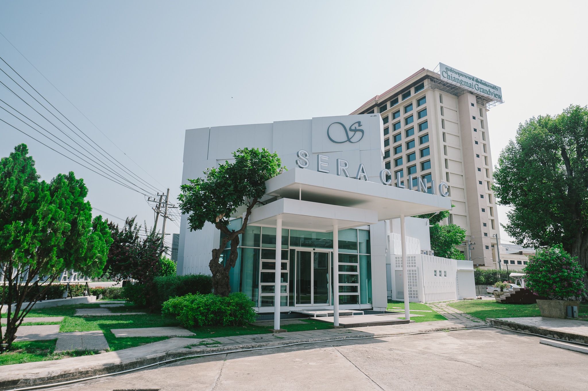 Sera Clinic Chiang Mai front view